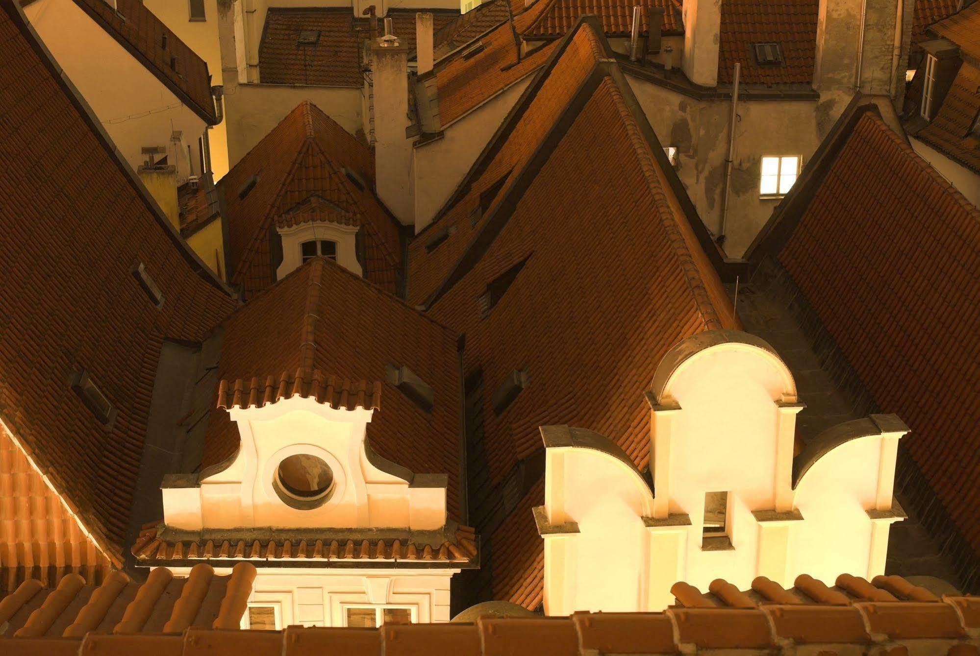 Residence Karlova Praag Buitenkant foto